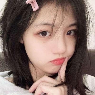 笼子在寻找小鸟